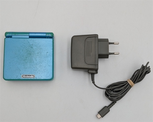 Gameboy Advance SP - Model AGS-101 - Pearl Blue - Konsol - SNR XEH50322266 (B Grade) (Genbrug)